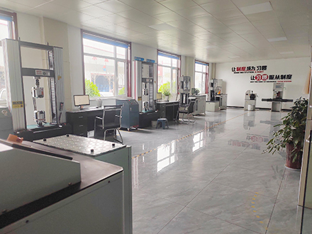 Panoramic View of the Equipment 2