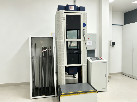 Microcomputer-Controlled Electro-Hydraulic Servo Universal Testing Machine